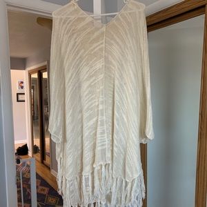 Ease with Breeze Poncho M/L